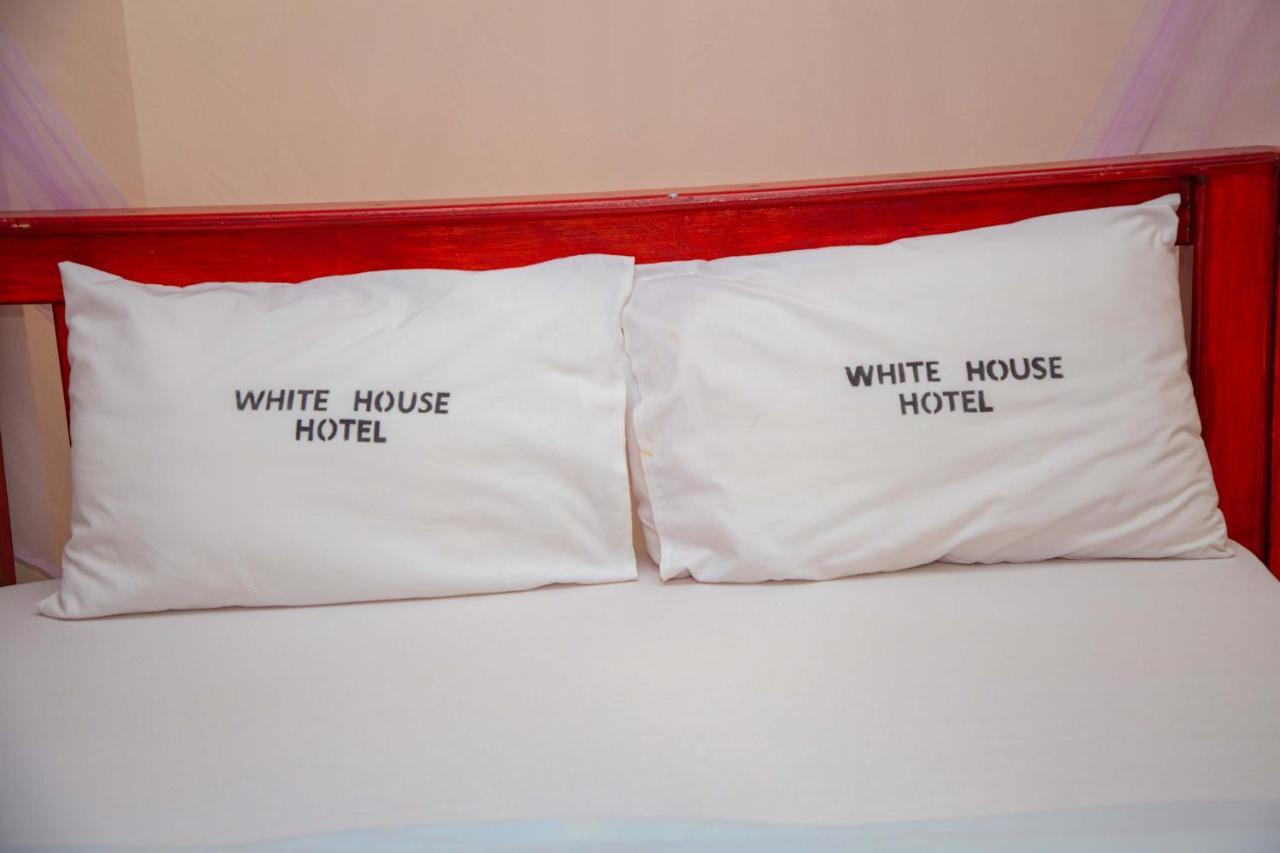 Kilimanjaro White House Hotel Moshi Extérieur photo