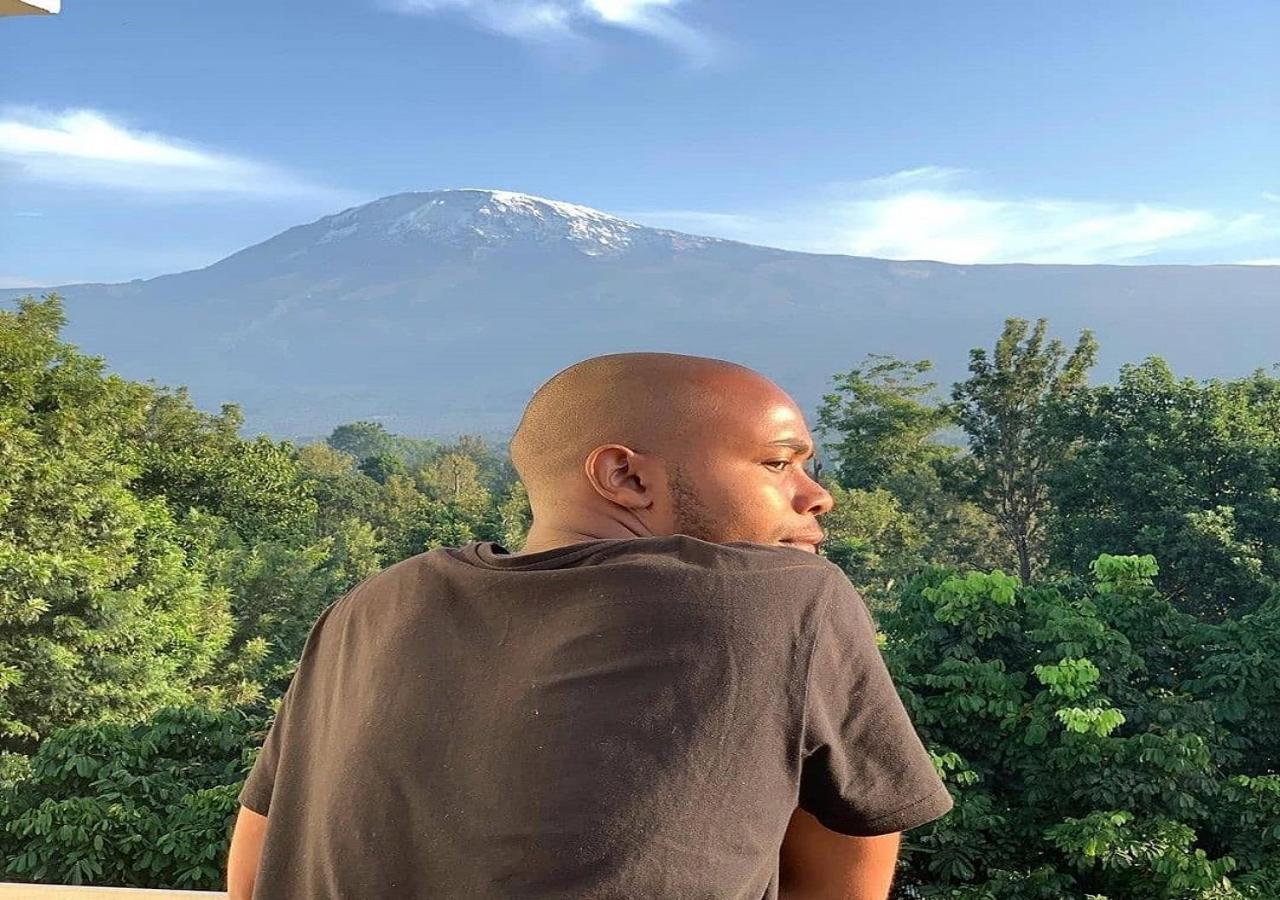 Kilimanjaro White House Hotel Moshi Extérieur photo